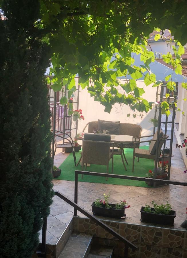 Studio Apartments Siesta Σαράγεβο Εξωτερικό φωτογραφία